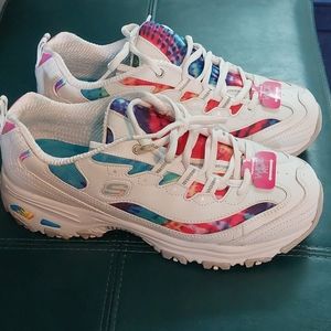 Nearly new Sketchers. Worn once on home treadmill.